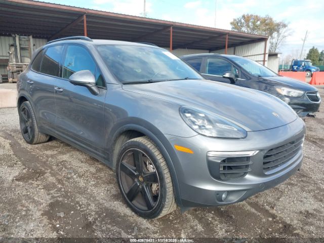 2017 PORSCHE CAYENNE WP1AB2A22HLA53222