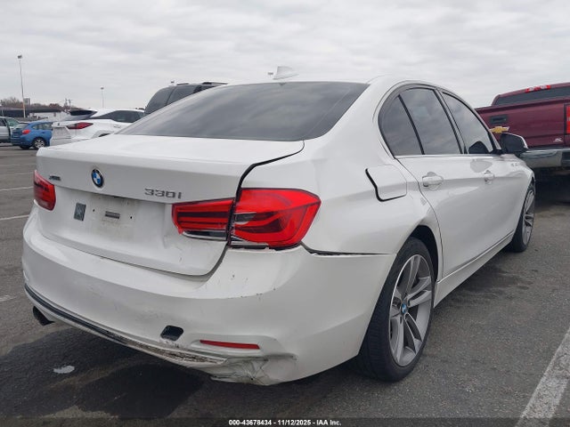 2018 BMW 330I WBA8D9G5XJNU70485 Photo 5