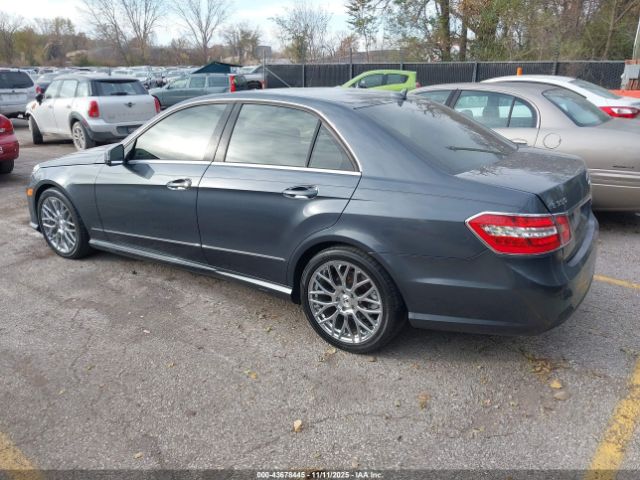 2013 MERCEDES-BENZ E 350 WDDHF8JB5DA662937 Photo 2