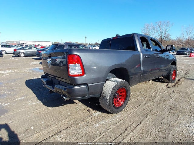 2019 RAM 1500 1C6SRFBT7KN557042 Photo 3