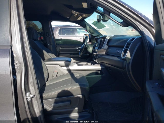 2019 RAM 1500 1C6SRFBT7KN557042 Photo 4