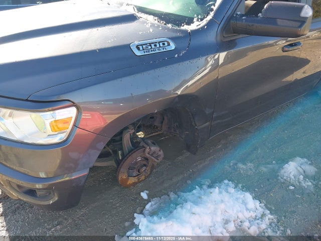 2019 RAM 1500 1C6SRFBT7KN557042 Photo 5