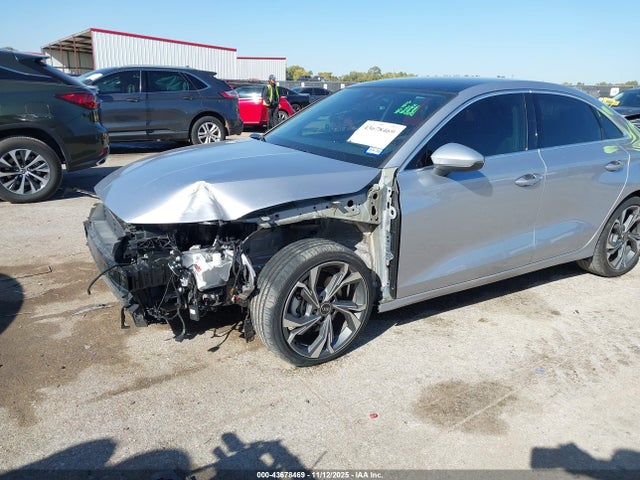 2022 AUDI A3 WAUBUDGY8NA073700 Photo 5