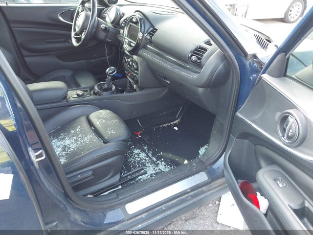 2016 MINI CLUBMAN WMWLN5C55G2E30589 Photo 4