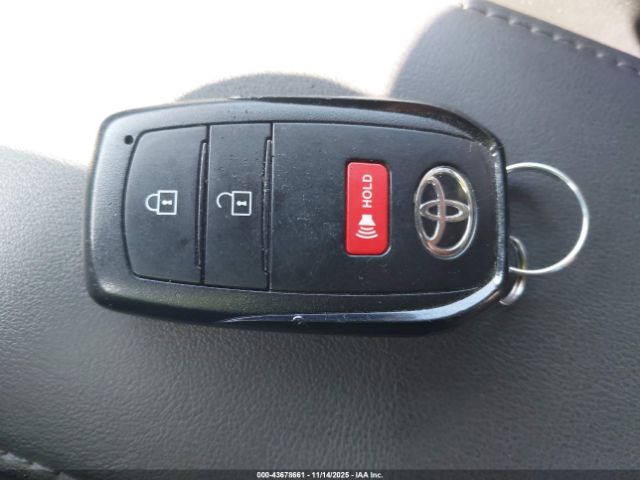 2024 TOYOTA COROLLA CROSS 7MUEAAAG0RV077133 Photo 10