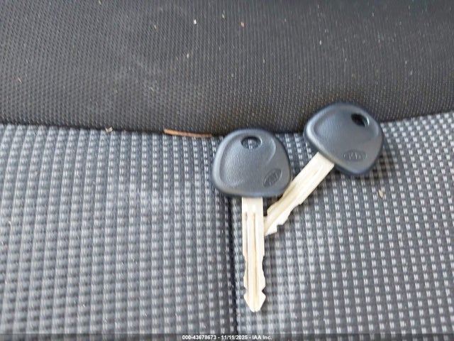 KMHD35LH5GU299023 Hyundai ELANTRA GT