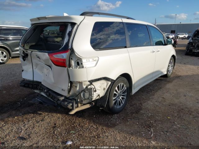 2019 TOYOTA SIENNA 5TDYZ3DC5KS996829 Photo 3