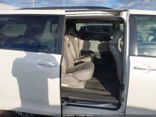 2019 TOYOTA SIENNA 5TDYZ3DC5KS996829 Photo 7