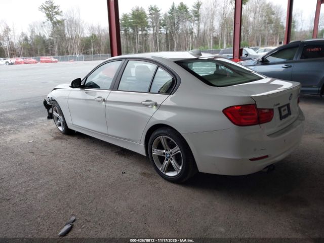 2015 BMW 328I WBA3B5C59FF959945 Photo 2