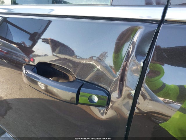 1GT12PEY9KF148167 GMC l5p - di, duramax, gen 5 var. 1