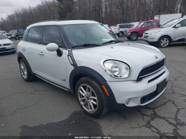 2016 MINI COUNTRYMAN WMWZC5C58GWU20483 Photo 0