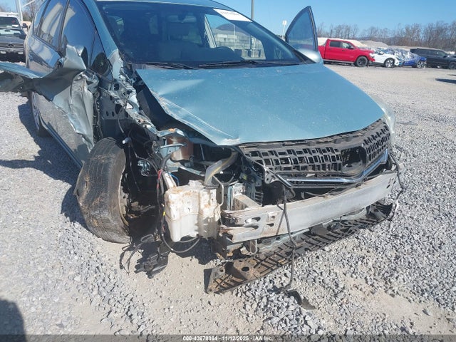 JTDZN3EU5EJ008473 Toyota Prius V Two