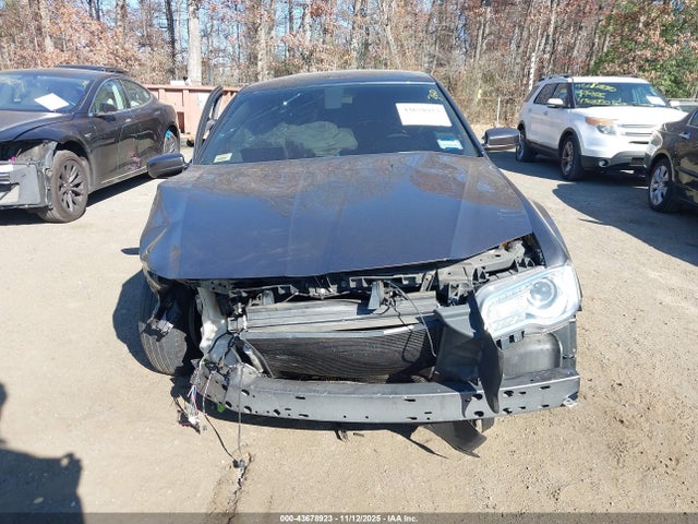 Продажа на аукционе авто 2015 Chrysler 300 Limited, vin: 2C3CCAAG3FH930845, номер лота: 43678923