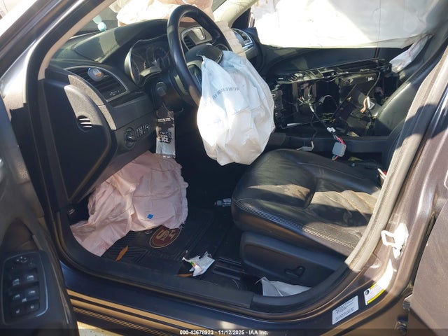 Продажа на аукционе авто 2015 Chrysler 300 Limited, vin: 2C3CCAAG3FH930845, номер лота: 43678923