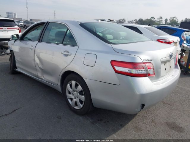 2011 TOYOTA CAMRY 4T4BF3EK2BR115439 Photo 2
