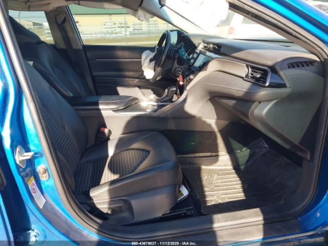 2019 TOYOTA CAMRY 4T1B11HKXKU245641 Photo 4
