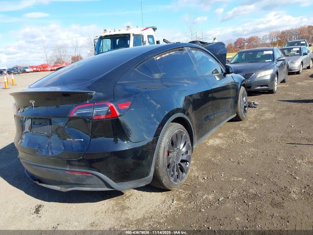 2023 TESLA MODEL Y 7SAYGDEF9PF823074 Photo 3