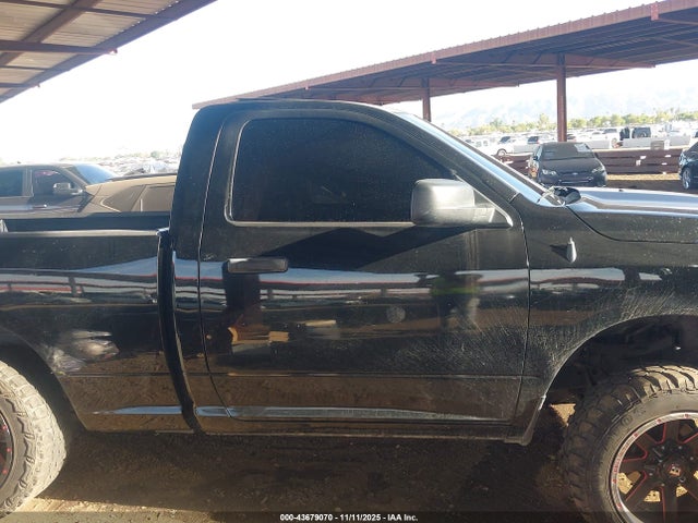 3C6JR6AT3EG284983 RAM 1500