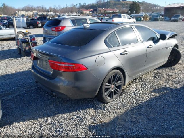 2018 JAGUAR XE SAJAK4FX1JCP29135 Photo 3