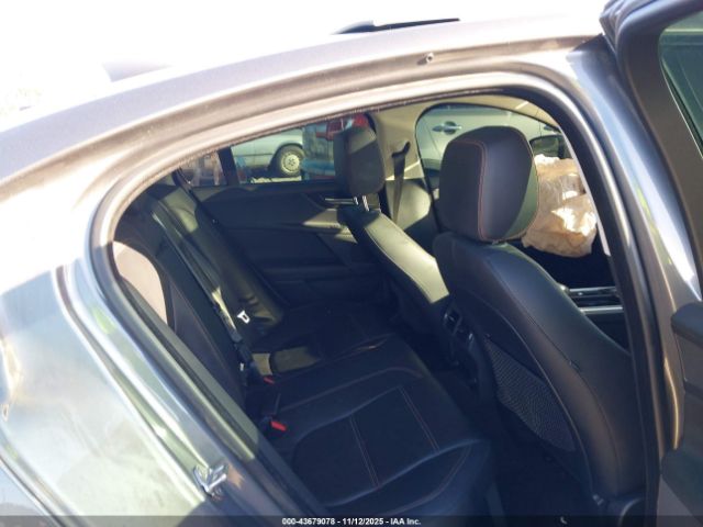 2018 JAGUAR XE SAJAK4FX1JCP29135 Photo 7