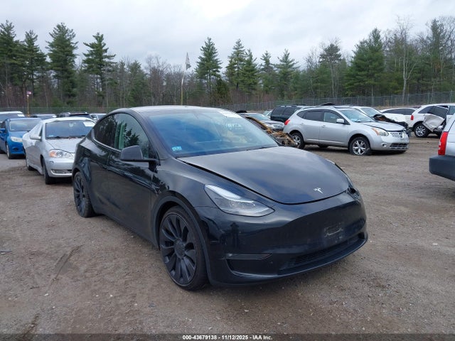 2021 TESLA MODEL Y 5YJYGDEF0MF201505 Photo 0