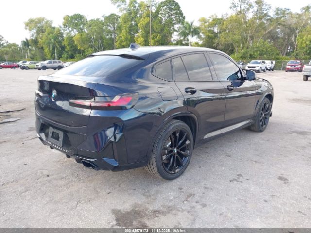 2022 BMW X4 5UX43DT05N9L84015 Photo 3