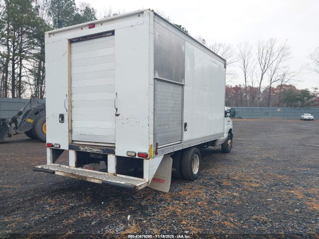 Auction sale of the 2014 Ford Econoline E450 Super Duty Cutwy Van, vin: 1FDWE4FL2EDA82300, lot number: 43679290