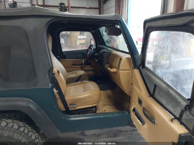 Продажа на аукционе авто 1998 Jeep Wrangler Se, vin: 1J4FY29PXWP700360, номер лота: 43679307