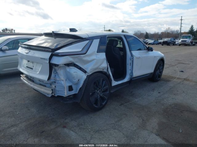 2024 CADILLAC LYRIQ 1GYKPWRL8RZ112830 Photo 3