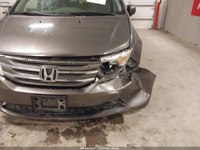 2011 HONDA ODYSSEY 5FNRL5H63BB064610 Photo 5