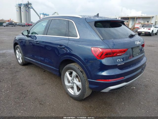 2020 AUDI Q3 WA1AECF3XL1039762 Photo 2