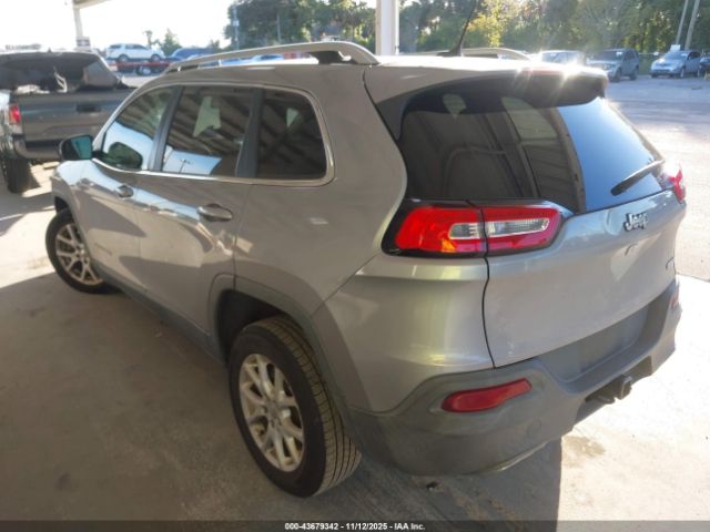 2015 JEEP CHEROKEE 1C4PJLCS2FW602110 Photo 2