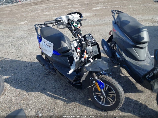 Tztc Scooter 2025 HZ2TBCNF2S1014177 главное изображение