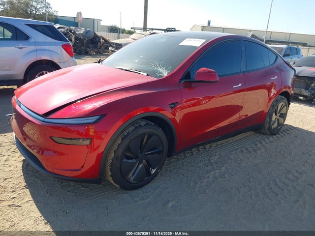 2026 TESLA MODEL Y 7SAYGDEE0TA413858 Photo 1