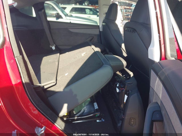 2026 TESLA MODEL Y 7SAYGDEE0TA413858 Photo 7