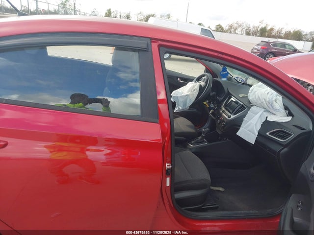 Hyundai ACCENT SE 2019 3KPC24A3XKE051166 Image 5