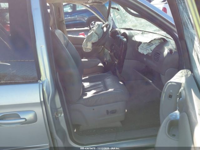 2002 CHRYSLER TOWN & COUNTRY 2C4GP54L32R644600 Photo 4