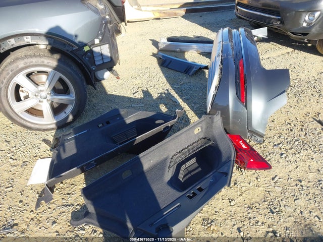 WA1LAAGE8KB025036 Audi E-tron Premium Plus