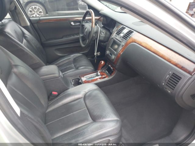 2011 CADILLAC DTS 1G6KH5E63BU119123 Photo 4