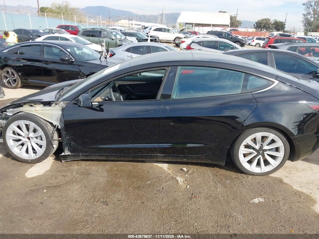 5YJ3E1EA3NF368543 Tesla MODEL 3