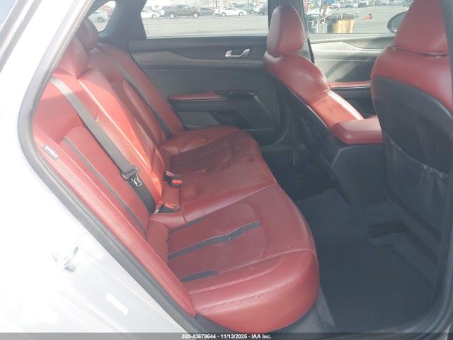 5XXG64J27NG125667 KIA K5 Gt-line