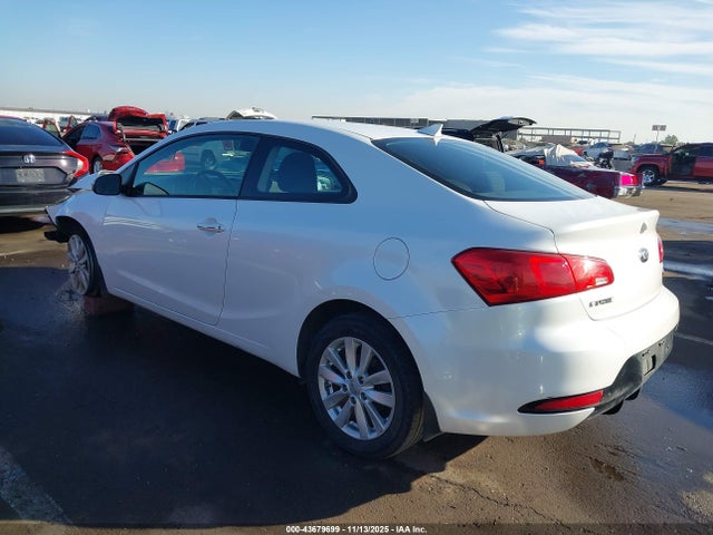KIA Forte Koup Ex 2014 KNAFX6A83E5251065 Image 3