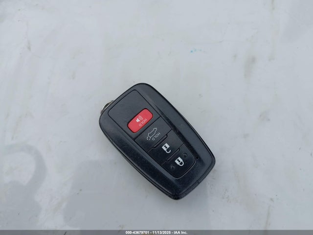 2019 TOYOTA RAV4 2T3J1RFV8KW047946 Photo 10