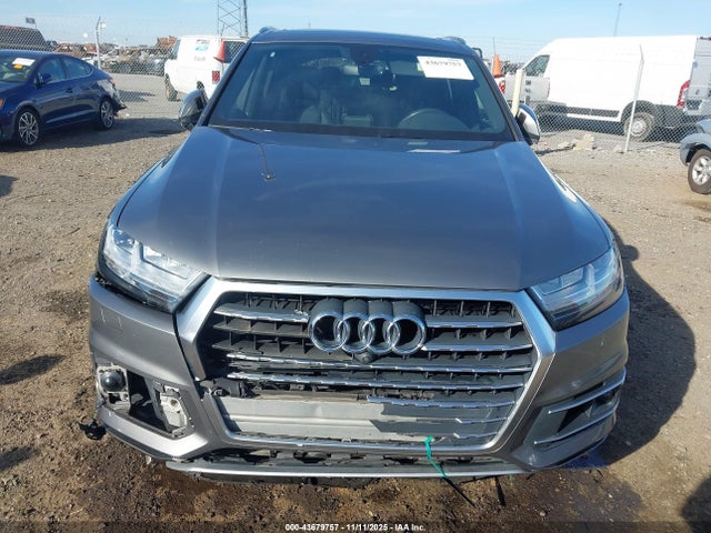 2017 AUDI Q7 WA1LAAF70HD033454 Photo 5