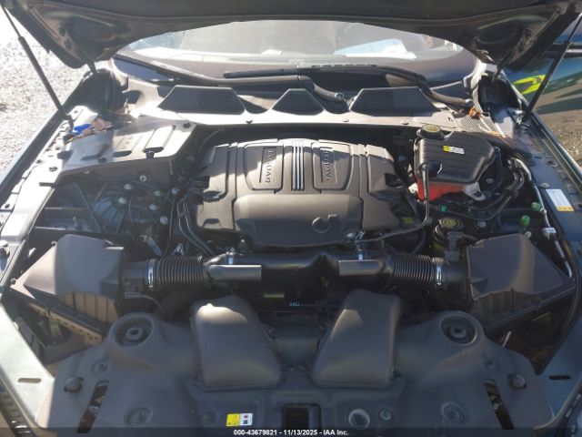2017 JAGUAR XJ SAJWJ2GD1H8W04053 Photo 9