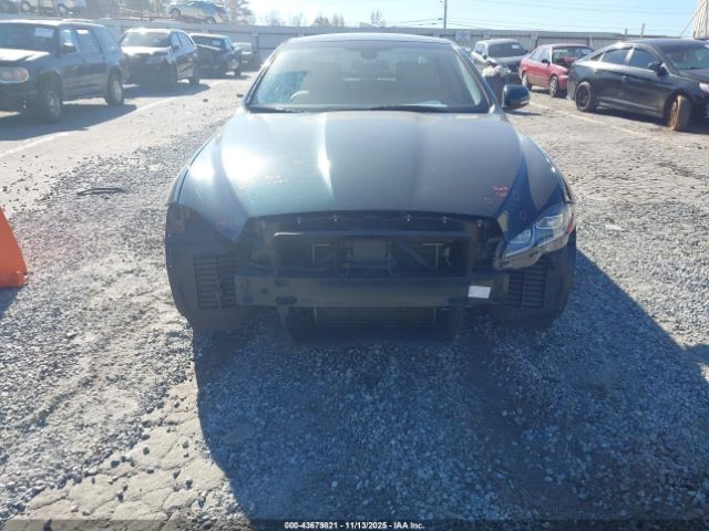 2017 JAGUAR XJ SAJWJ2GD1H8W04053 Photo 5