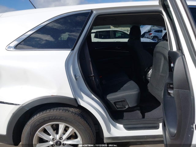 43679844 :رقم المزاد ، 5XYPG4A53LG616432 vin ، 2020 Kia Sorento 3.3l Lx مزاد بيع