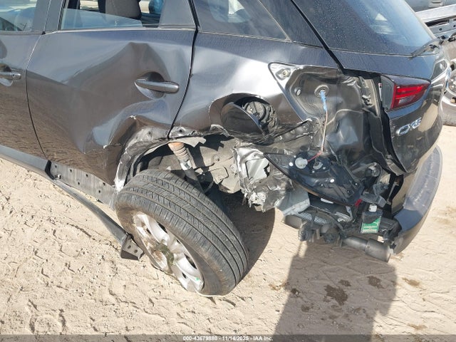 Mazda Cx-3 Sport 2019 JM1DKDB77K1460055 Image 6