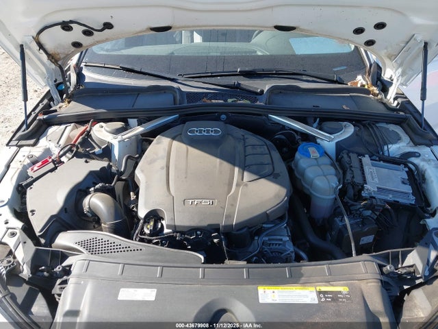 2017 AUDI A4 WAUGMAF44HN056408 Photo 9