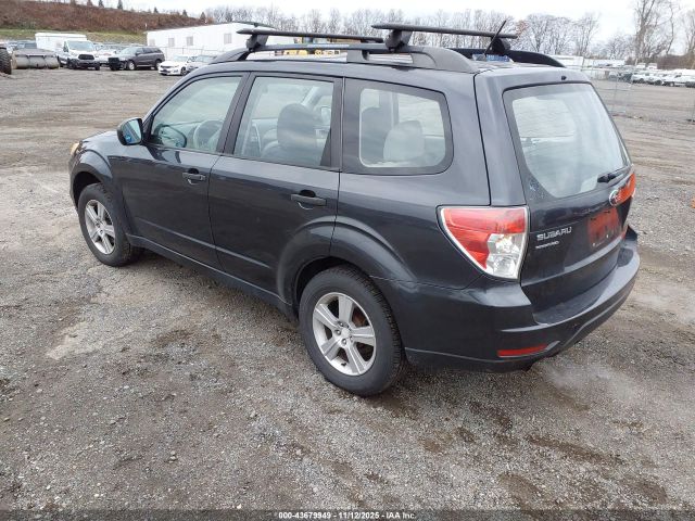 2011 SUBARU FORESTER JF2SHABC0BH738224 Photo 2